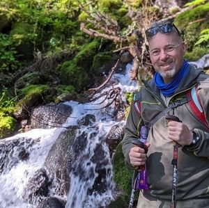 Meet your Posher, Asher